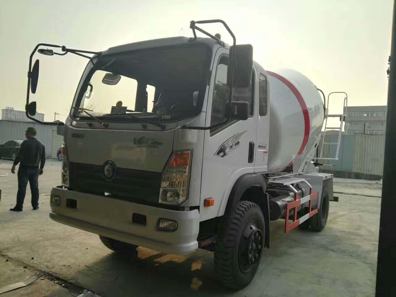 重汽王牌(5方6方)攪拌車